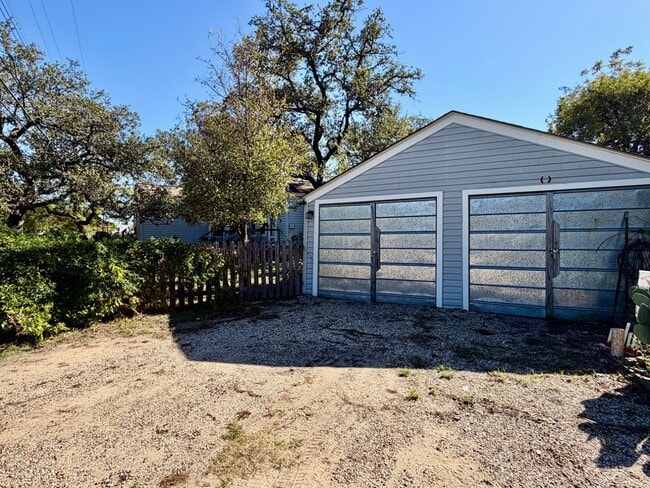 Building Photo - 4812 Ramsey Ave