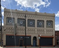 Building Photo - 22-26 N Pulaski Rd