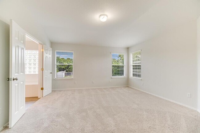 Building Photo - 670 Cullen Blvd