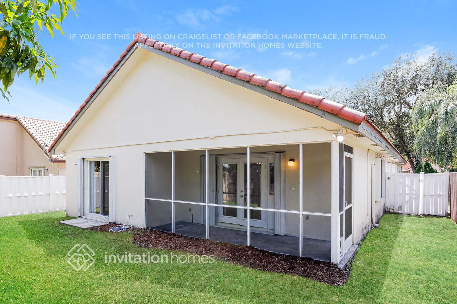 Building Photo - 12615 SW 7th Pl