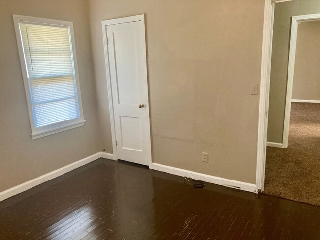 Building Photo - 808 S Lexington St