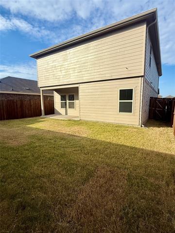 Building Photo - 916 Country Rd