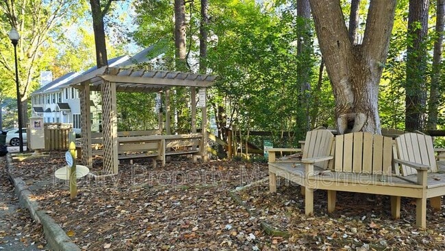 Building Photo - 214 Riverwalk Cir