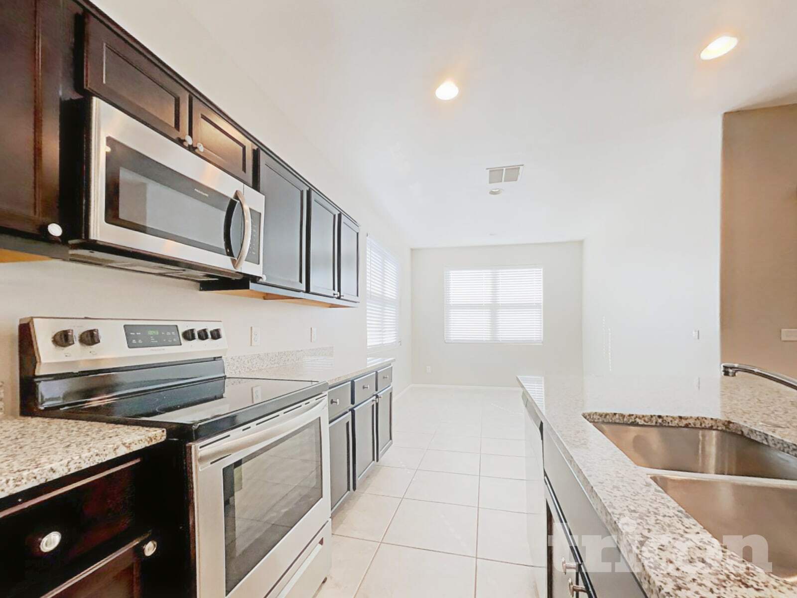 Building Photo - 37685 W Amalfi Ave