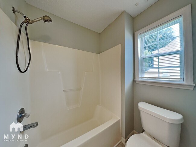 Building Photo - 2109 Ruddy Rd