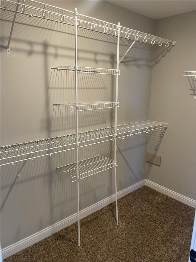 Building Photo - 2992 Laredo Dr