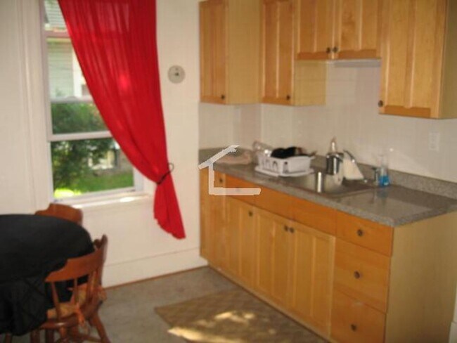 Primary Photo - Wallingford 3 Bed