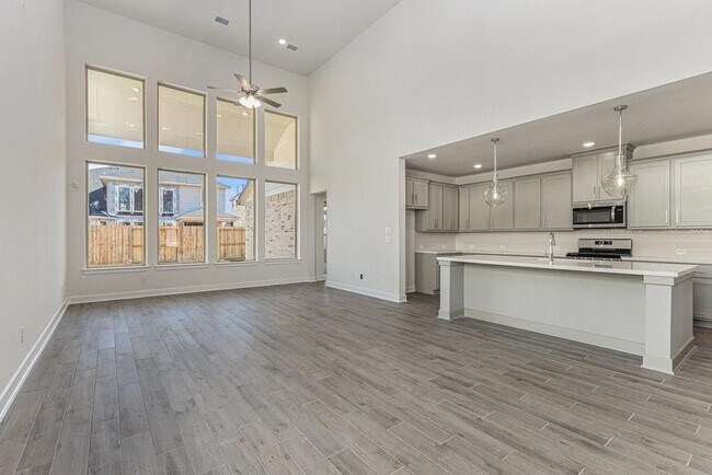 Building Photo - 30939 Radke Ests Dr
