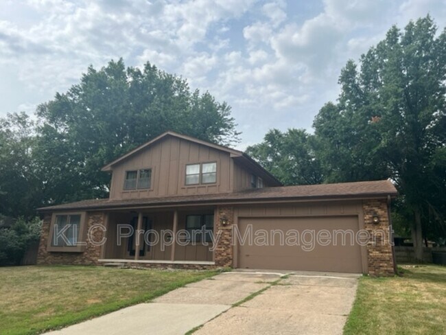 Primary Photo - 9748 Lincoln Ave