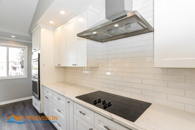 Building Photo - 3025 Rock Dr