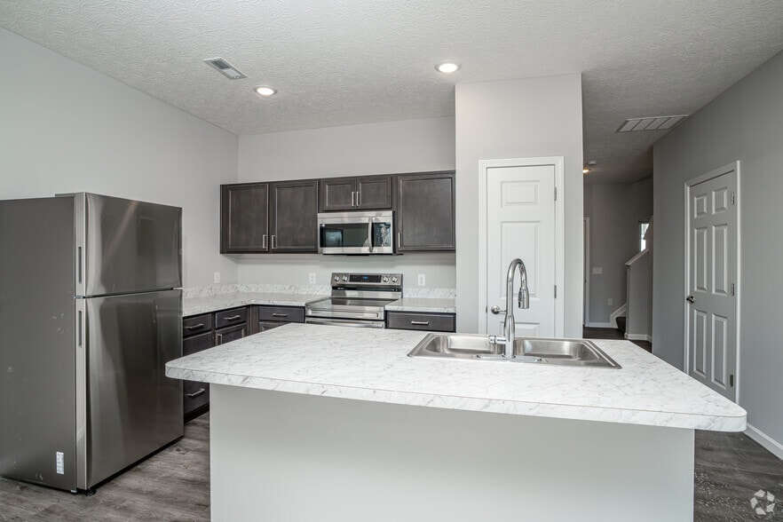 3BR, 2.5BA - 1,471SF - Kitchen - Brynn Mar Crossing
