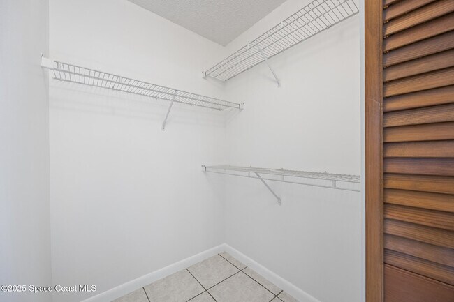 Building Photo - 123 Adams Ave