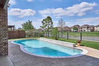 Building Photo - 14430 Daly Dr