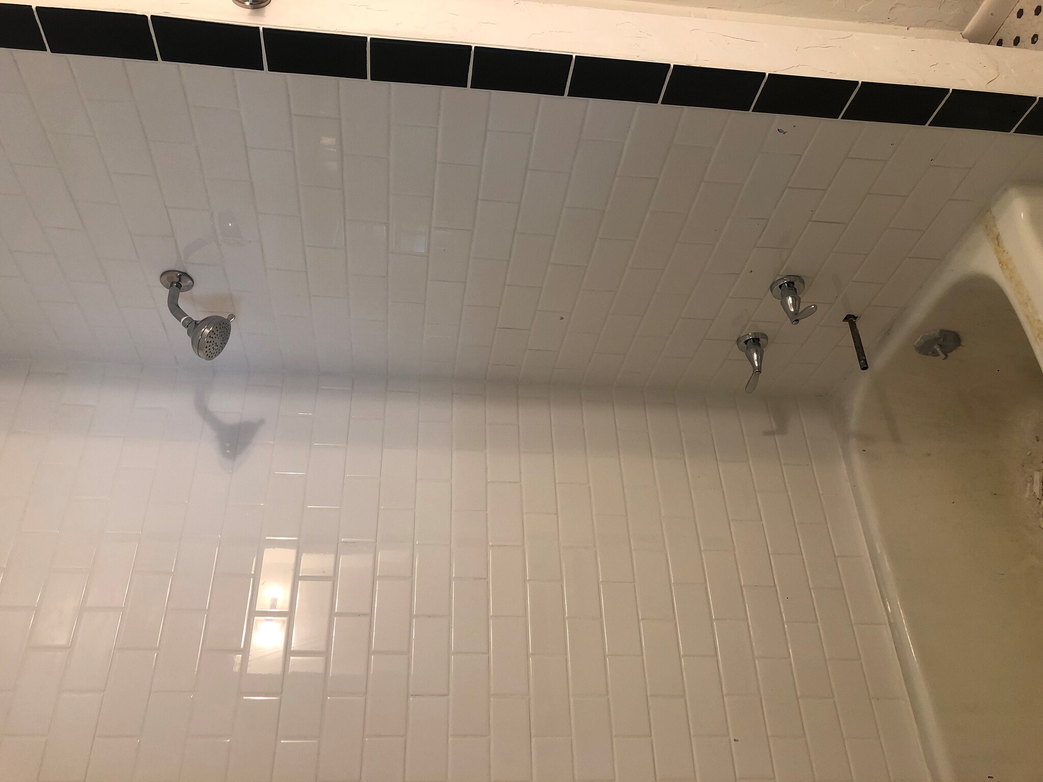 guest shower - 5908 Stonewall St
