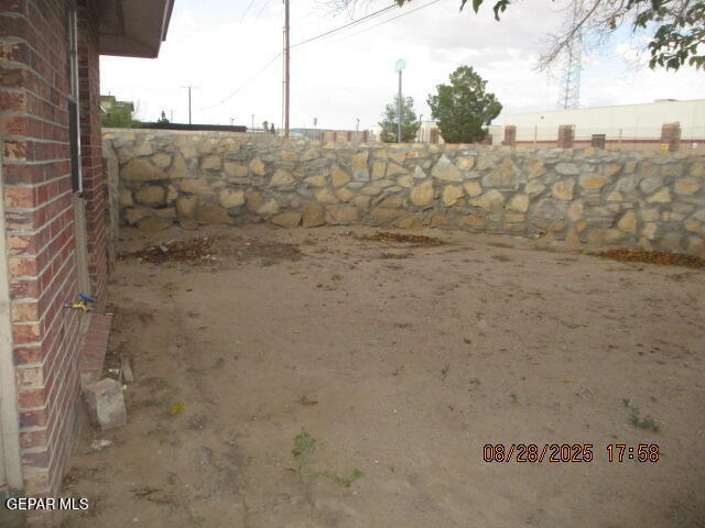 Building Photo - 946 Montera Rd