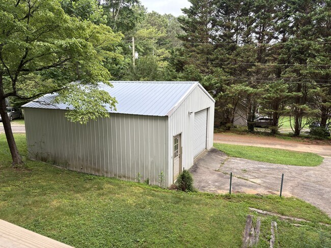 Building Photo - 169 Deer Chase Dr
