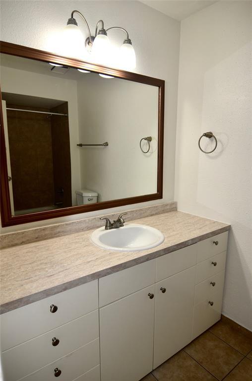 Building Photo - 12603 Ashford Meadow Dr