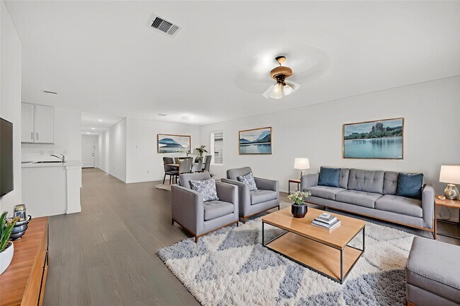 Building Photo - 6523 Water Oak Grn Ln