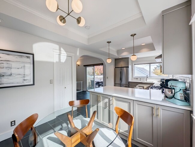 Building Photo - Elegant 3-Bedroom Home with Exceptional Craftsmanship in West Seattle