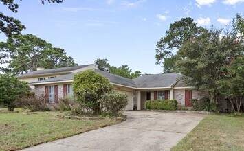 Building Photo - 9230 Wandsworth Dr