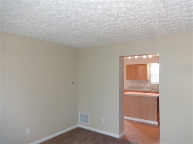 Building Photo - 522 Hunnicut Dr