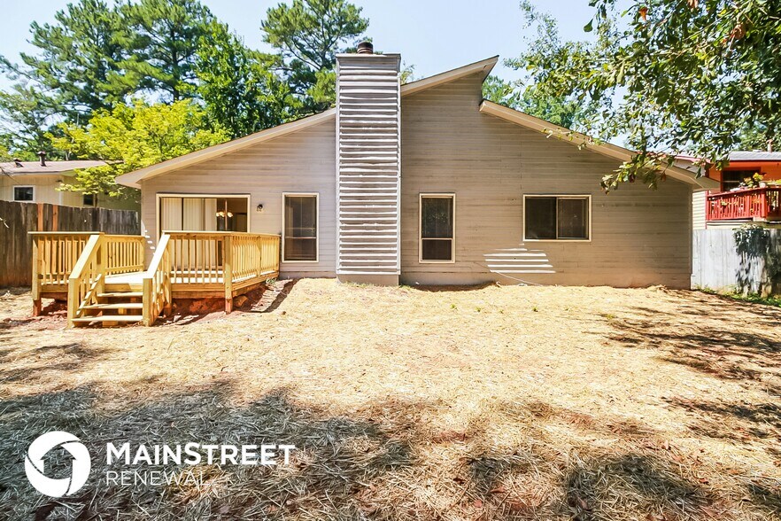 Building Photo - 8178 Winewood Way