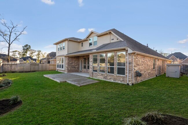 Building Photo - 18855 Collins View Dr