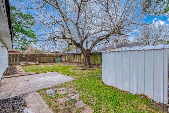 Building Photo - 23227 Pine Post Ln
