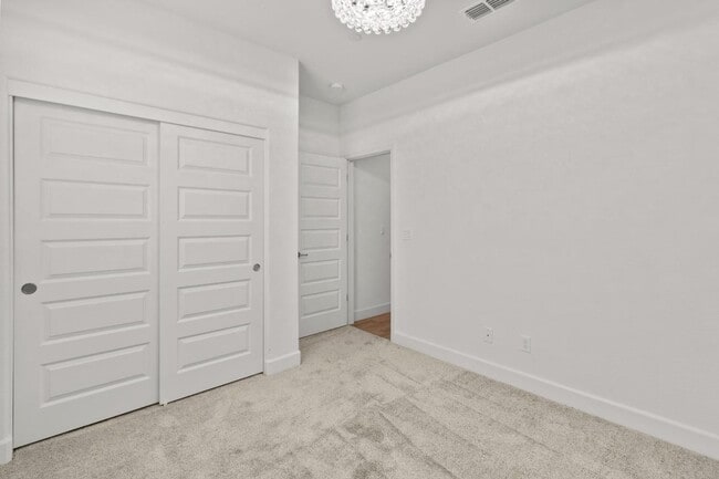Building Photo - AVAILABLE 08/01/2026 3 YEARS NEW, BUILT BY LENNAR HOMES, 4 BED, 3 BATH, 2 CAR GARAGE