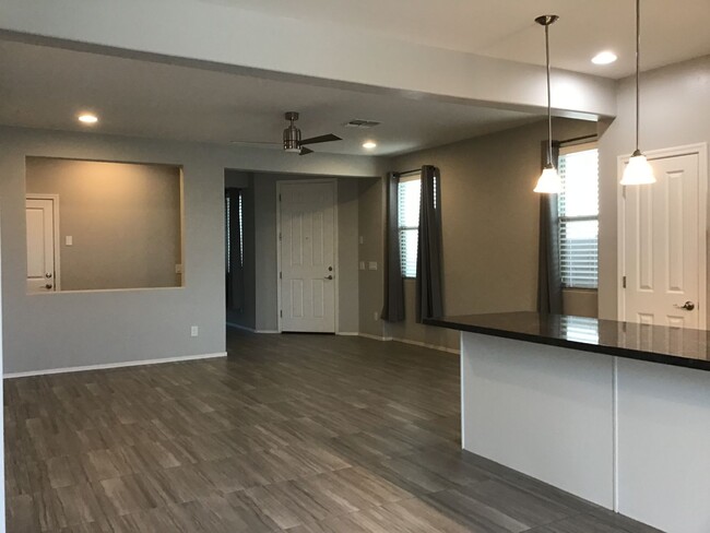Building Photo - Stylish 3-Bedroom Home in Rancho El Dorado...