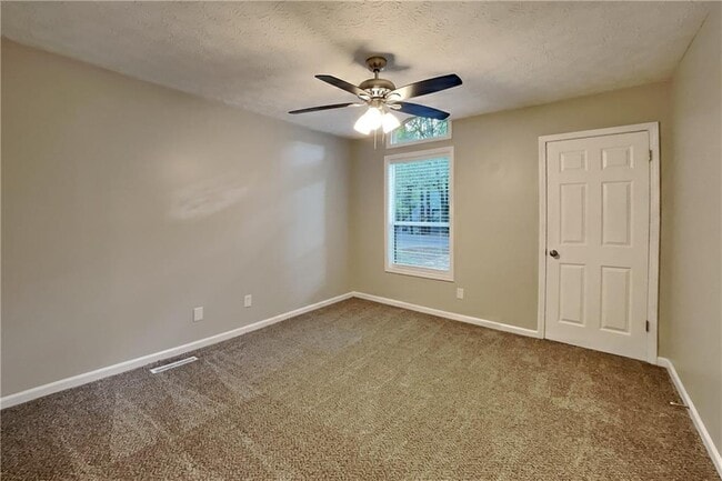 Building Photo - 2021 Kramer Way
