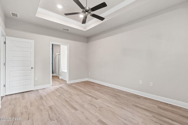 Building Photo - 397 Emerald Cove St