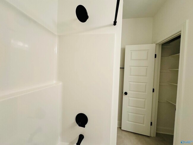 Building Photo - 9071 Mountain Preserve Blvd SE