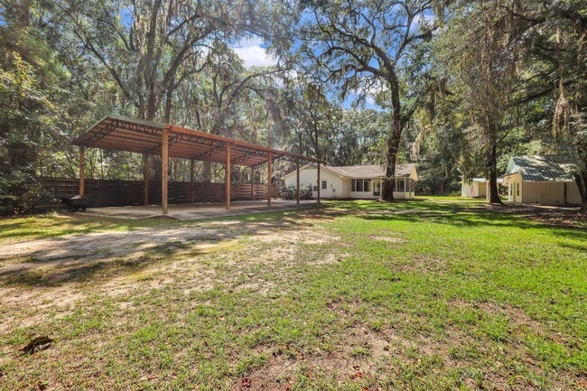 Building Photo - 298 Little Oak Rd