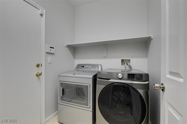 Building Photo - 7000 Point Cabrillo Ct