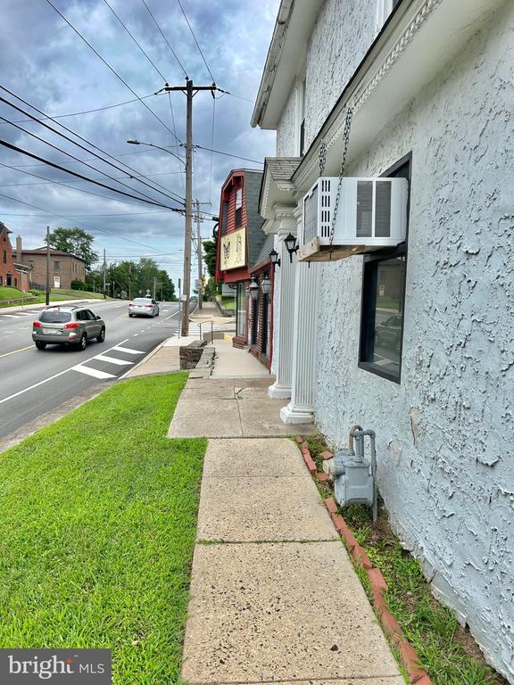 Primary Photo - 1120 BETHLEHEM Pike