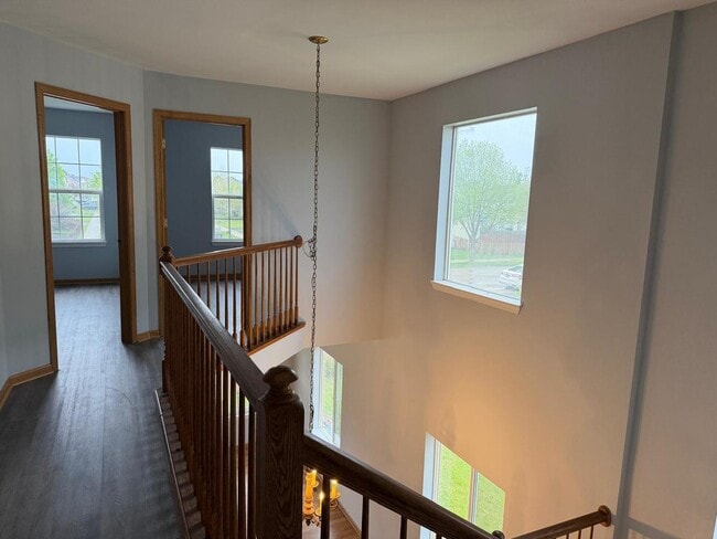 Building Photo - 2208 Rebecca Cir