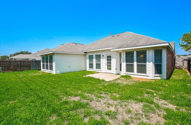 Building Photo - 2022 Haven Springs Ln