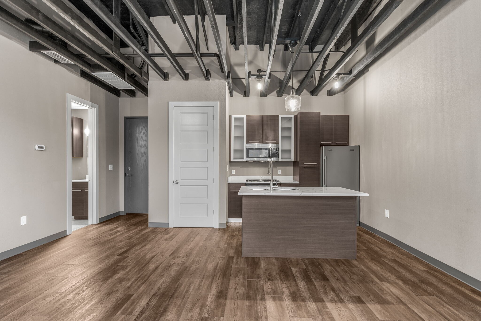 Building Photo - 901 9th St