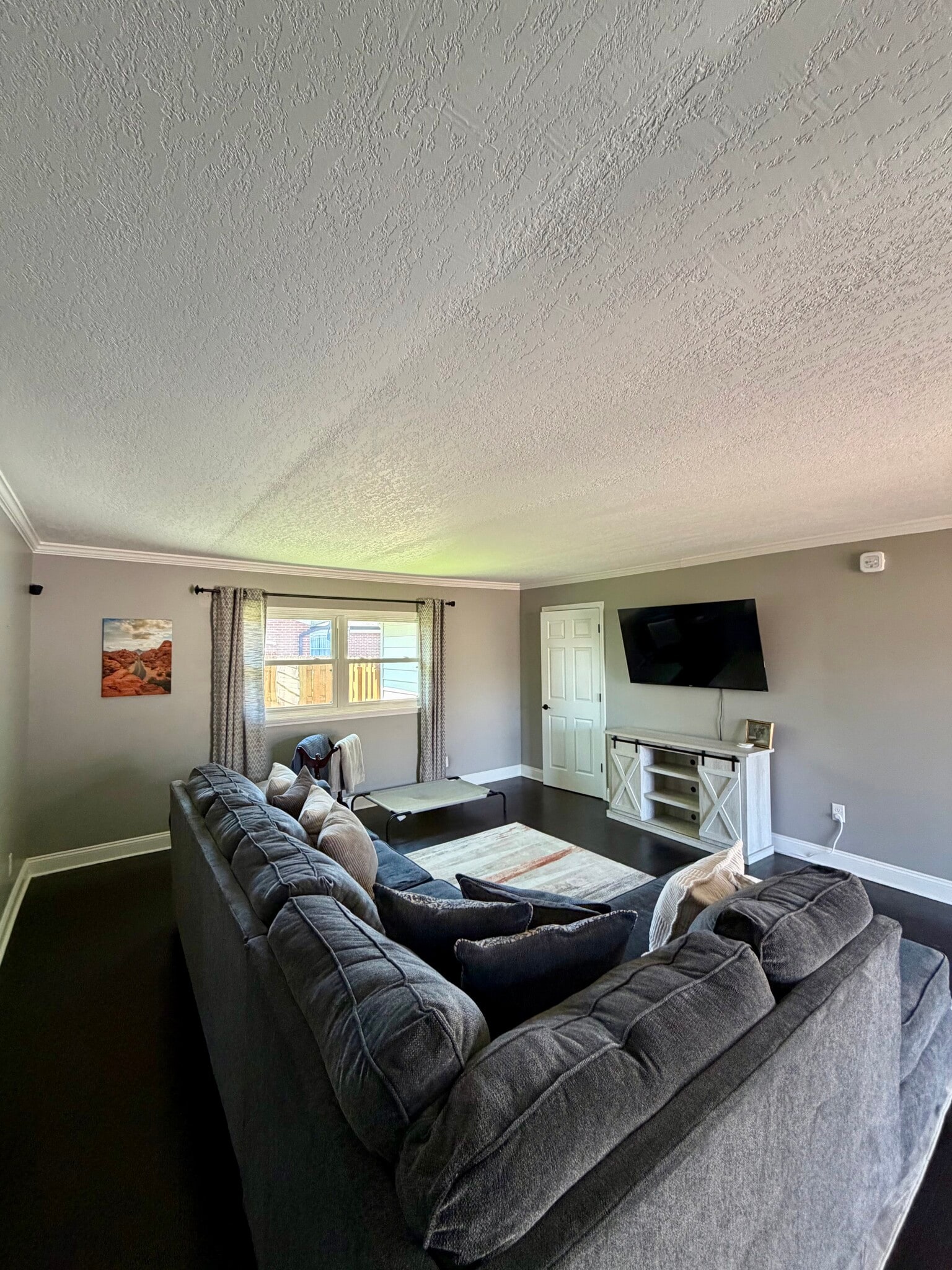 Building Photo - 2727 Greenacre Dr
