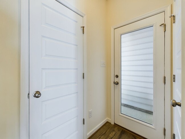 Building Photo - 6127 Buntline Ln