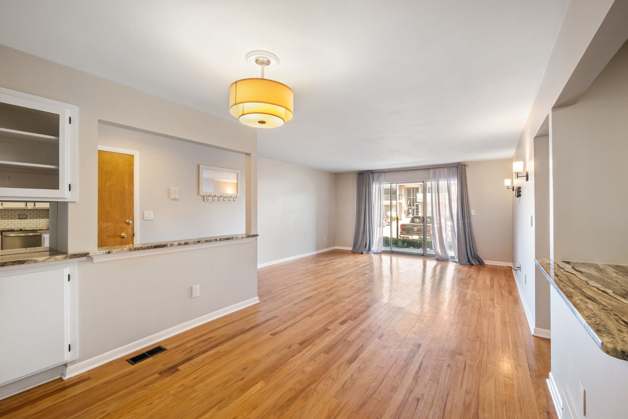 Building Photo - 8353 Kennedy Cir