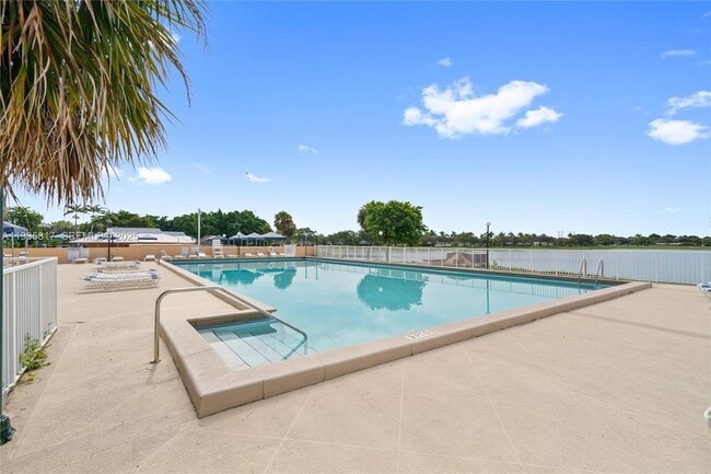 Building Photo - 13611 SW 77th St