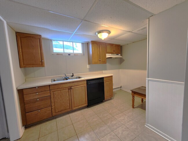 Building Photo - 365 Vandalia St