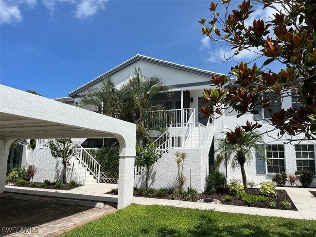Building Photo - 853 Tanbark Dr