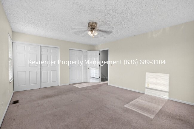Building Photo - Charming 2-Bedroom Condo Available for Rent in Saint Peters!
