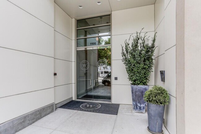 Building Photo - 1100 Howell Mill Rd NW