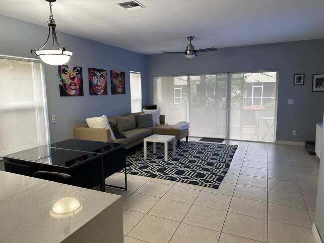 Building Photo - 349 SW 121st Ave