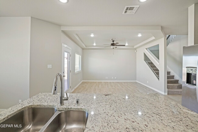Building Photo - 4877 Christian Azcarate St