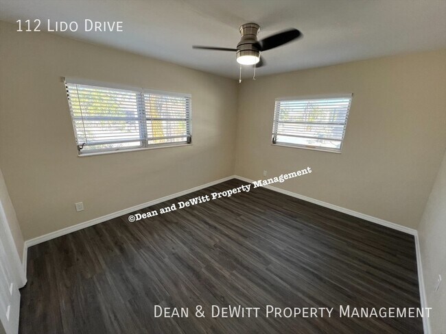 Building Photo - 112 Lido Dr